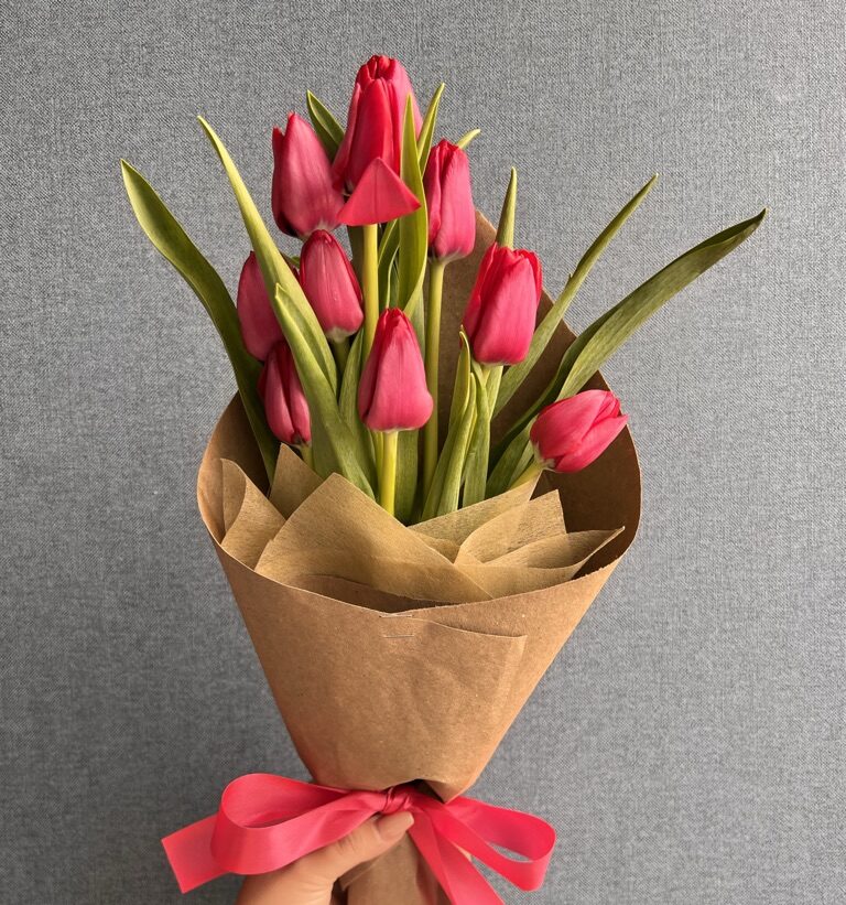 10 Tulips