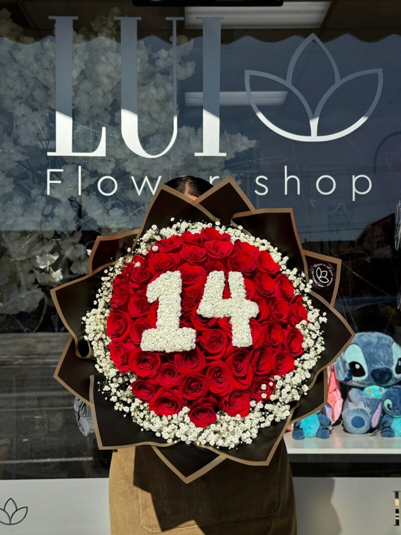 50 Roses with letter